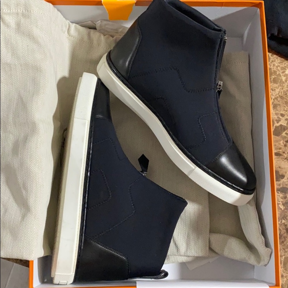 Hermès Paddle Sneakers Navy 370!